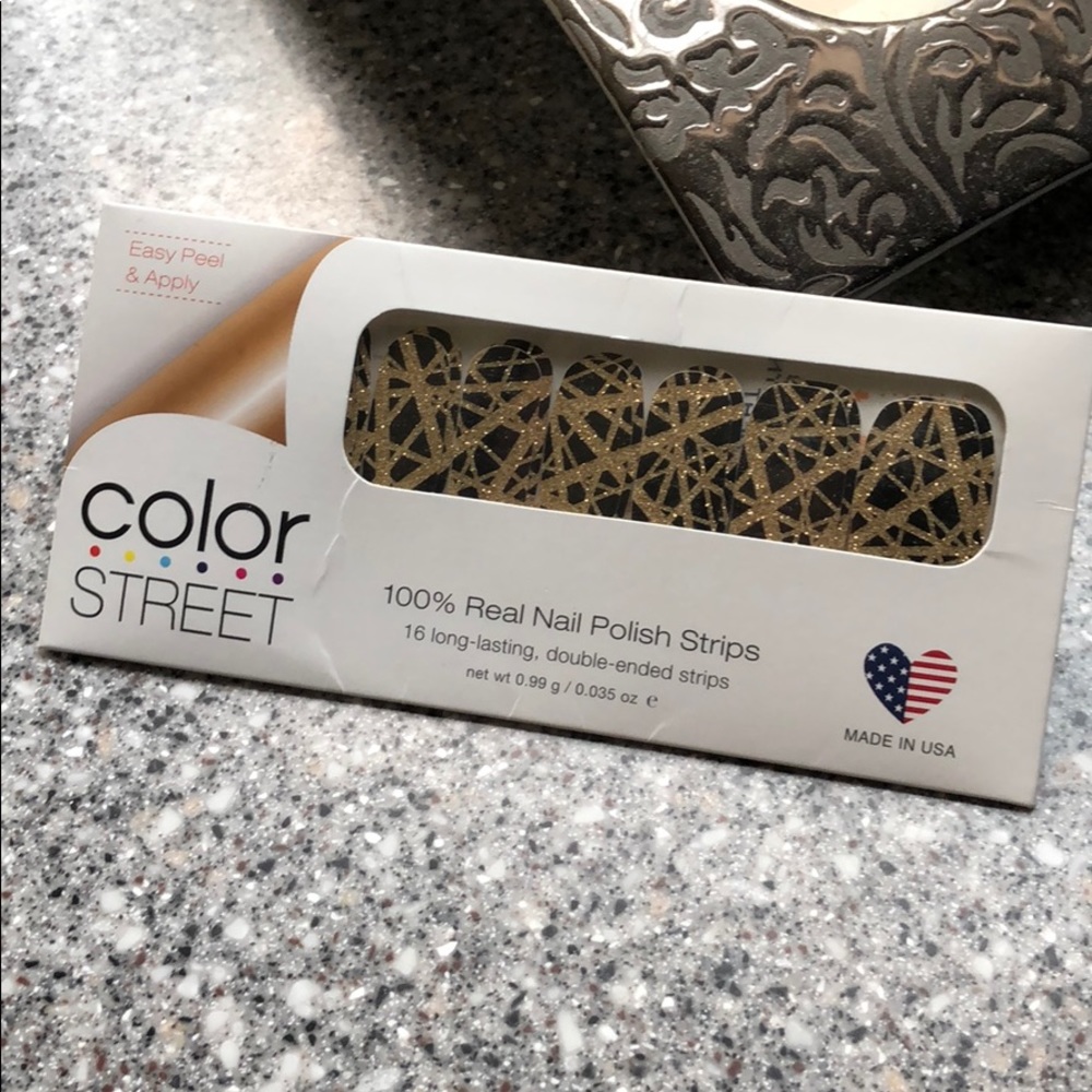 Color street nails - Brooklyn beat